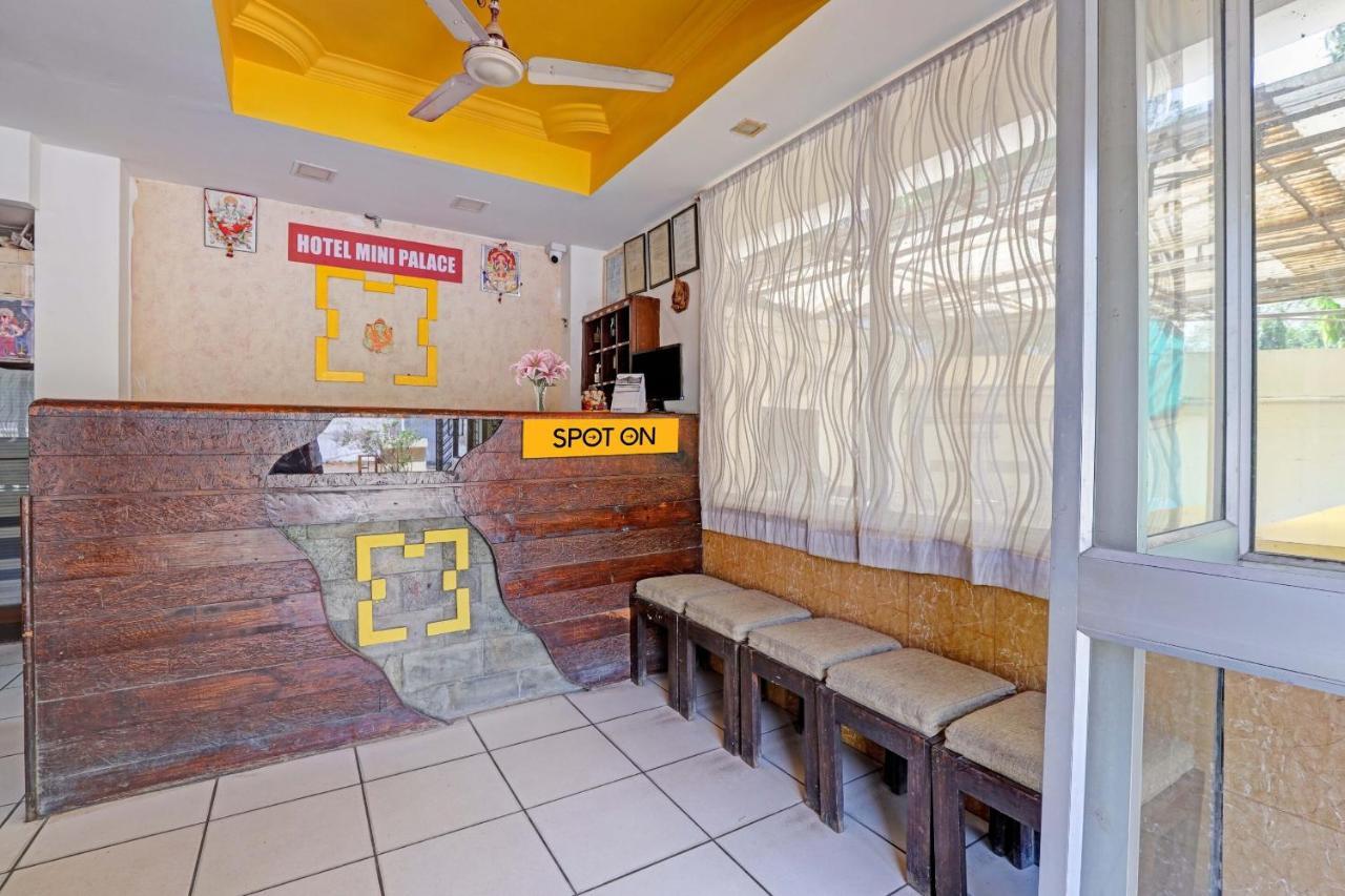 Oyo Flagship 80463 Hotel Mini Palace Vadodara Extérieur photo