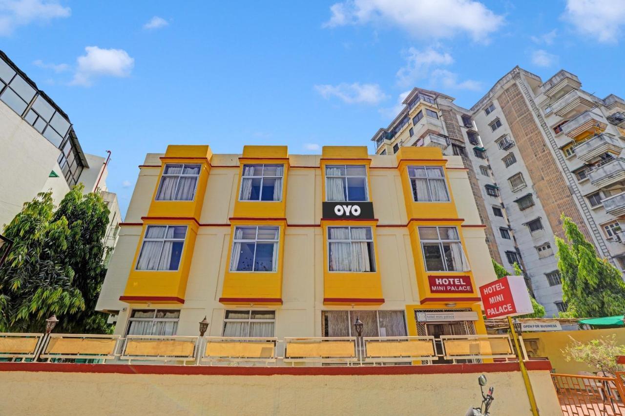 Oyo Flagship 80463 Hotel Mini Palace Vadodara Extérieur photo
